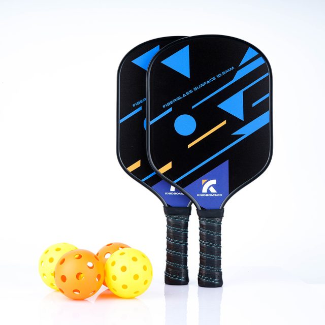 Maximize your budget with wholesale pickleball paddles (1)