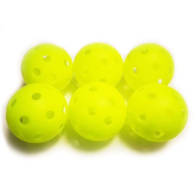 Shop wholesale pickleballs and elevate your game (1) Shop wholesale pickleballs and elevate your game (1)
