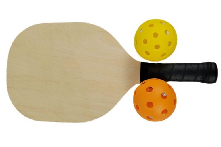 Stock your shelves with wholesale pickleball paddles (3)