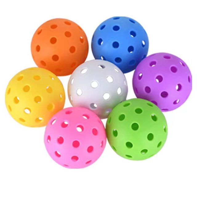 Unleash your competitive edge with customized pickleballs (1) Unleash your competitive edge with customized pickleballs (1)